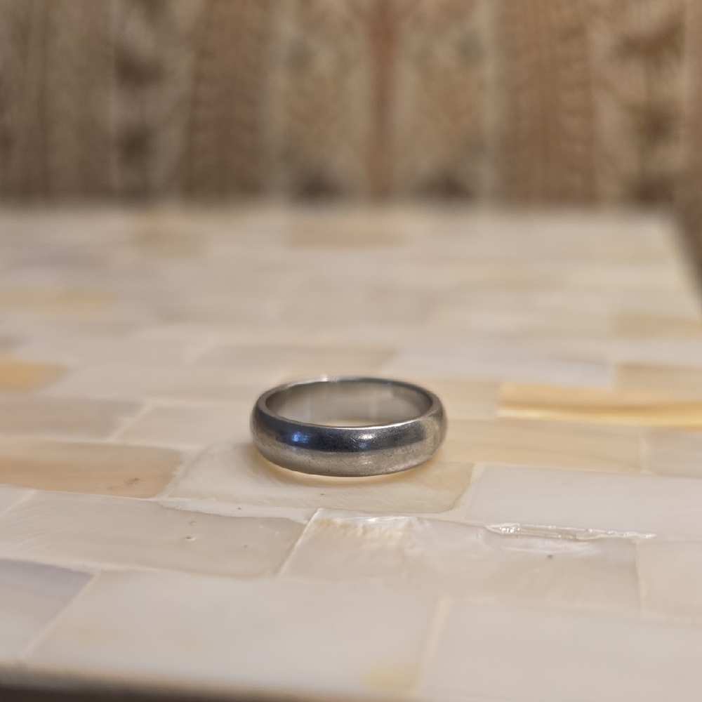 Womens Silver Band Pinky Ring, Size 4